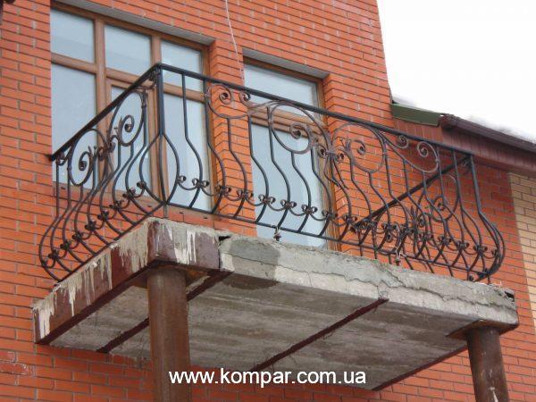 Огородження балкону - (модель ОБ016) | Кузня "Компар" виконує замовлення будь-якої складності. Ковані ворота, паркани, огородження сходів та інше.